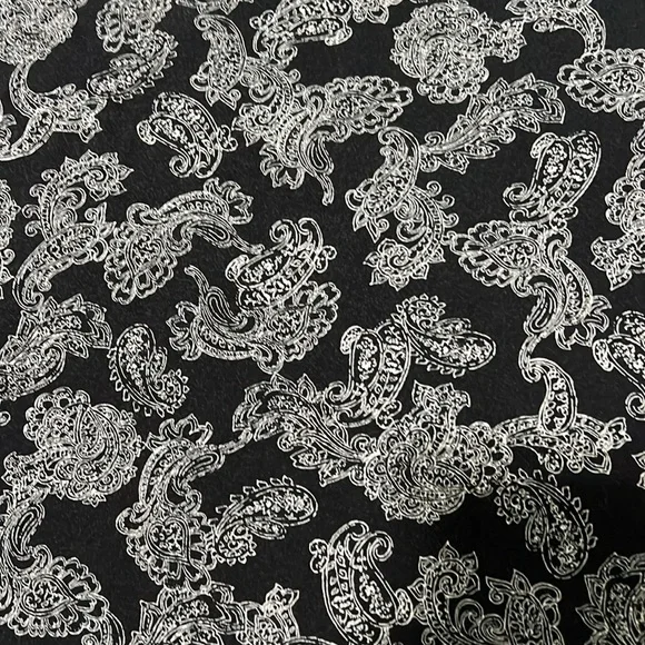 Paisley Racer Back Tank Top - Picture 7 of 10